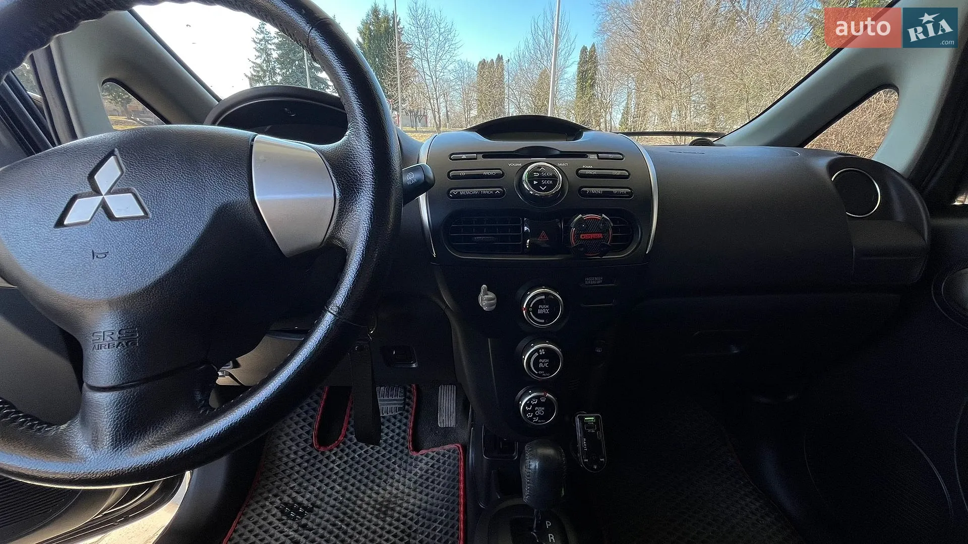 2015 Mitsubishi i-MiEV - мініатюра 26
