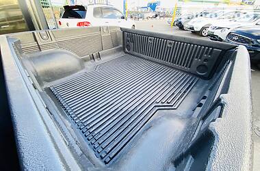 Позашляховик / Кросовер Mitsubishi L 200 2008 в 