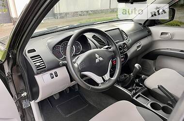 Внедорожник / Кроссовер Mitsubishi L 200 2013 в Киеве