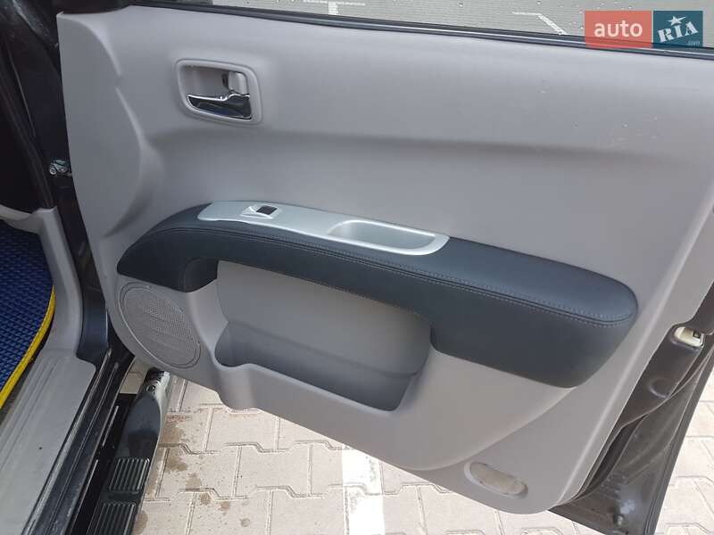 Пикап Mitsubishi L 200 2011 в Киеве