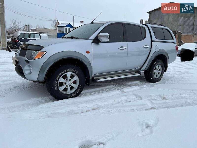 Пікап Mitsubishi L 200 2007 в Славському