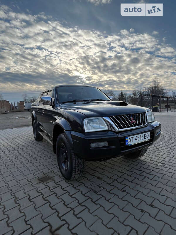 Пікап Mitsubishi L 200 2004 в Коломиї