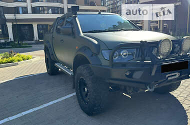 Пікап Mitsubishi L 200 2008 в Києві