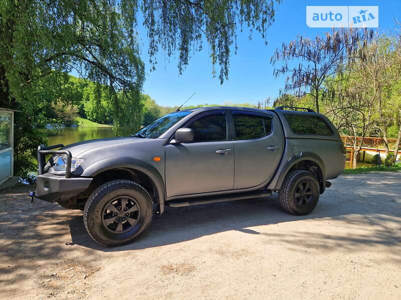 Mitsubishi L 200 2007