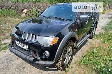 Пикап Mitsubishi L 200 2008 в Киеве