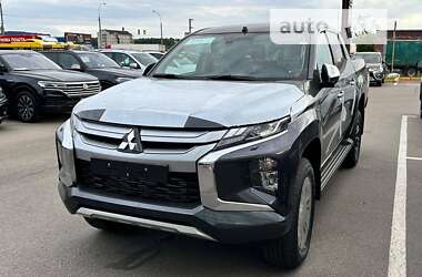 Пікап Mitsubishi L 200 2024 в Києві