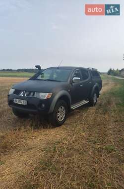 Пикап Mitsubishi L 200 2007 в 