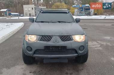 Пикап Mitsubishi L 200 2006 в Харькове