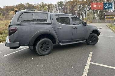 Пікап Mitsubishi L 200 2008 в Києві