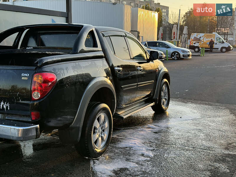 Пикап Mitsubishi L 200 2008 в Кременчуге