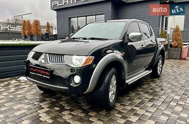 Пикап Mitsubishi L 200 2009 в Киеве