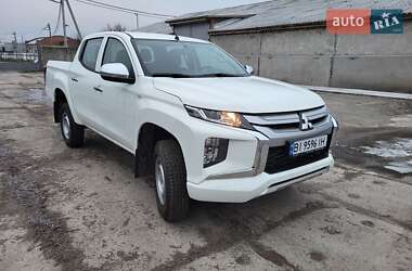 Пикап Mitsubishi L 200 2024 в Лубнах