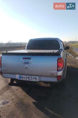 Пикап Mitsubishi L 200 2011 в Подольске