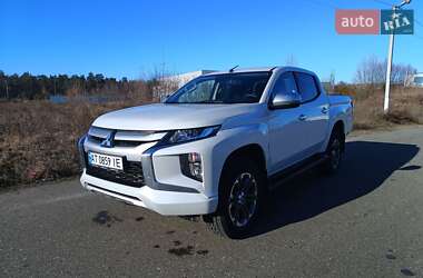 Пикап Mitsubishi L 200 2024 в Киеве