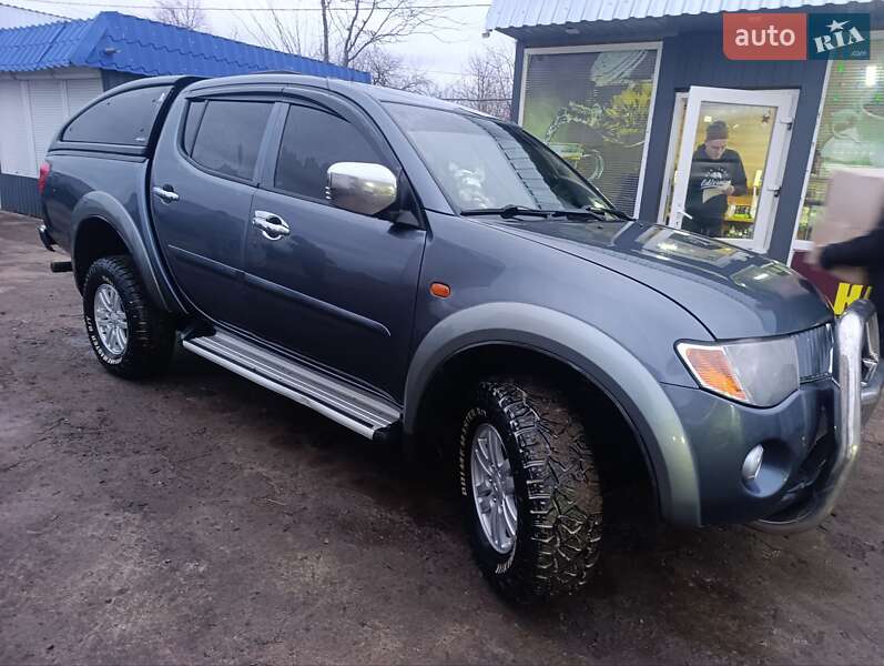 Пикап Mitsubishi L 200 2008 в Покровском