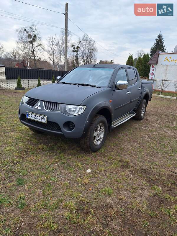 Пикап Mitsubishi L 200 2008 в 