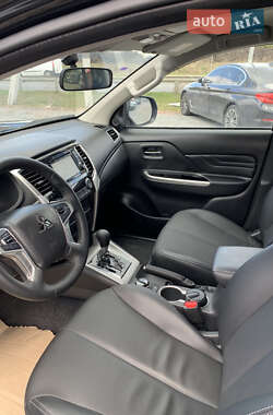Пикап Mitsubishi L 200 2023 в 