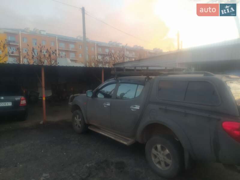Пикап Mitsubishi L 200 2007 в Харькове