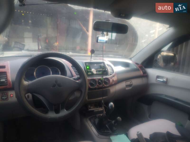 Пикап Mitsubishi L 200 2007 в Харькове