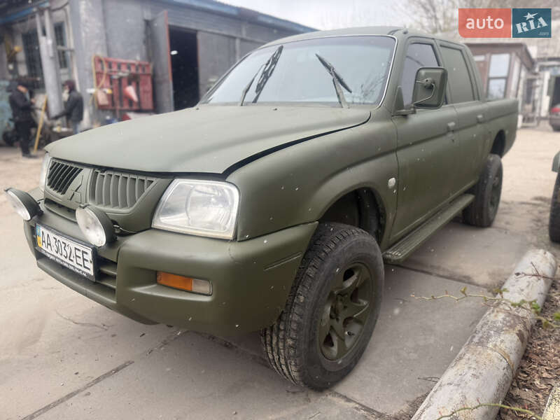 Пикап Mitsubishi L 200 2006 в Киеве