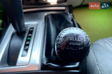 Пікап Mitsubishi L 200 2012 в 