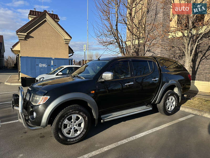 Mitsubishi L 200 2008