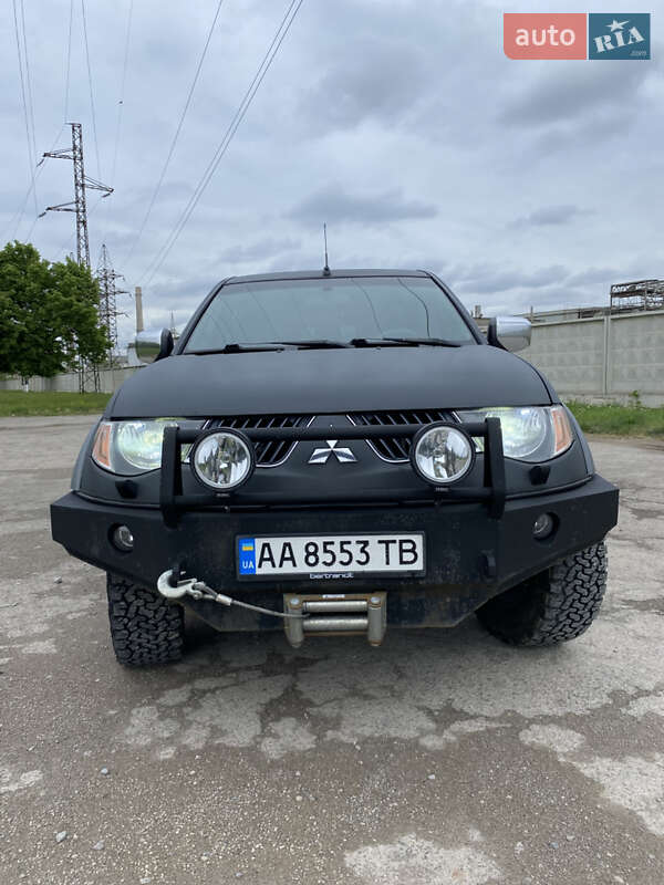 Пікап Mitsubishi L 200 2008 в Здолбуніві