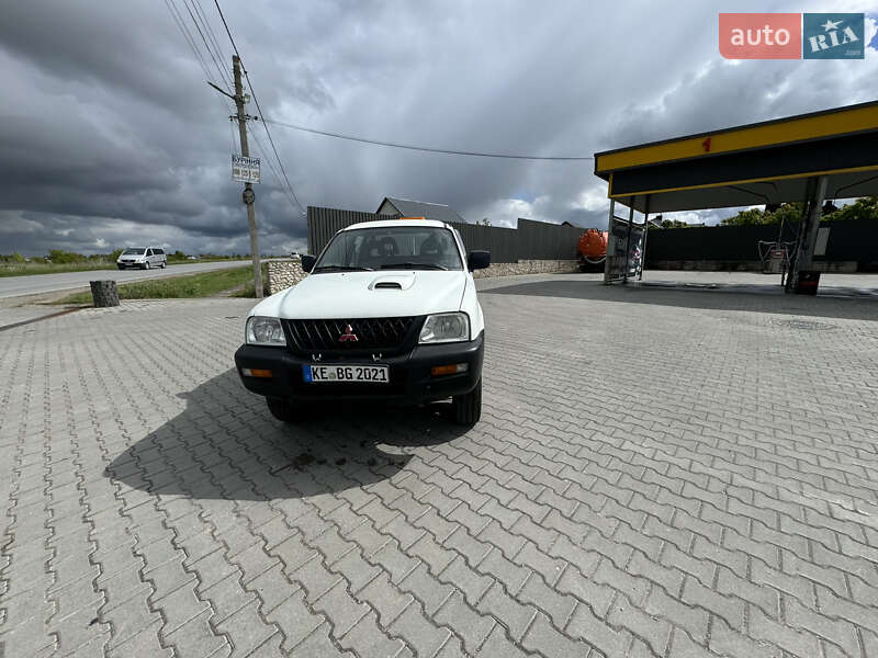 Пикап Mitsubishi L 200 2002 в Тернополе