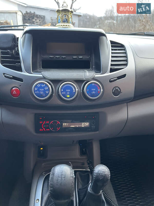 Пикап Mitsubishi L 200 2008 в Ивано-Франковске фото 16 Пикап Mitsubishi L 200 2008 в Ивано-Франковске