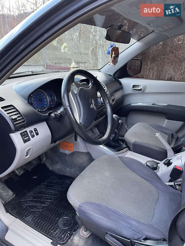 Пикап Mitsubishi L 200 2008 в Ивано-Франковске фото 22 Пикап Mitsubishi L 200 2008 в Ивано-Франковске