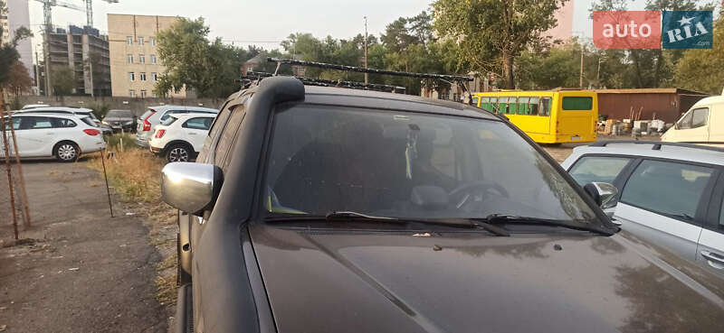Mitsubishi L 200 2008