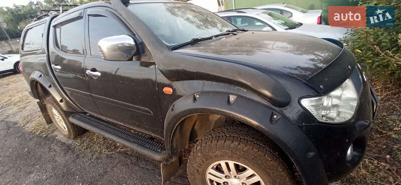 Пикап Mitsubishi L 200 2008 в Киеве