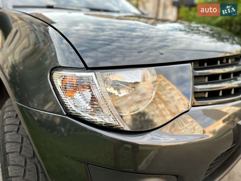Пикап Mitsubishi L 200 2013 в Киеве