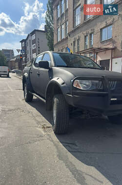 Пікап Mitsubishi L 200 2008 в Харкові