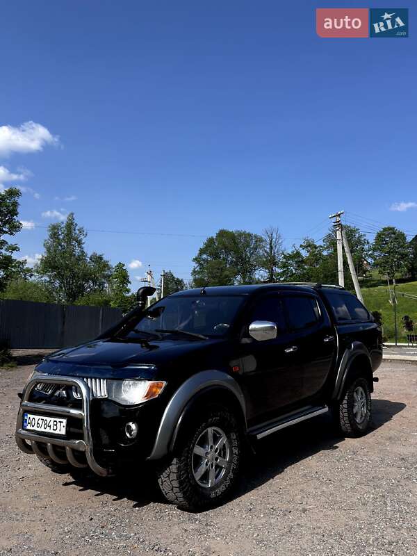 Пикап Mitsubishi L 200 2008 в Лазещине