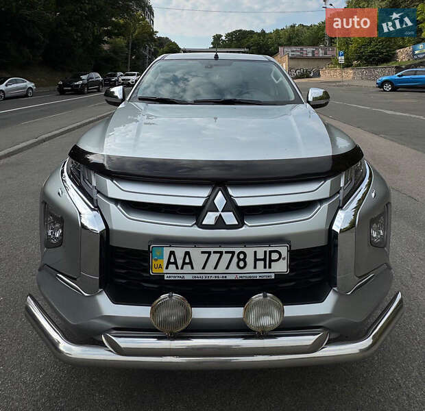 Пикап Mitsubishi L 200 2018 в Киеве