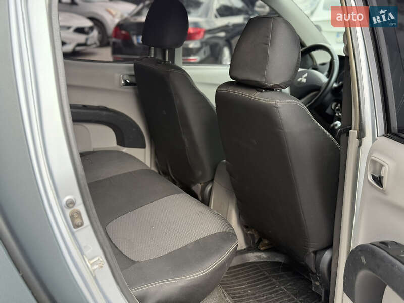 Пикап Mitsubishi L 200 2008 в Новомосковске