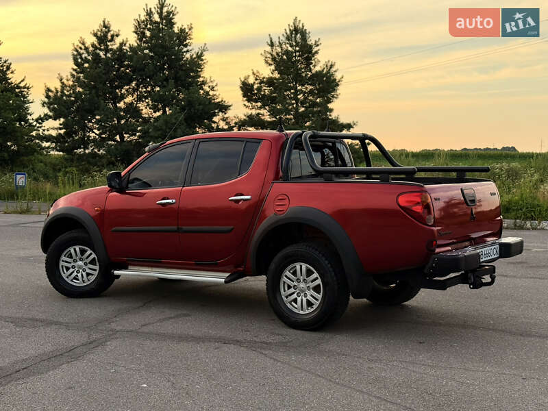 Пикап Mitsubishi L 200 2008 в Мене
