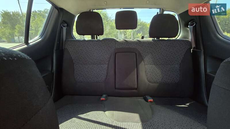 Пикап Mitsubishi L 200 2014 в Днепре