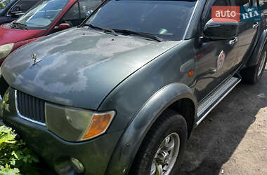 Пікап Mitsubishi L 200 2006 в Києві