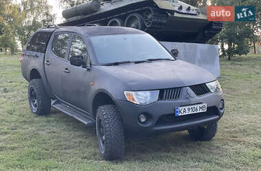 Пікап Mitsubishi L 200 2008 в Житомирі