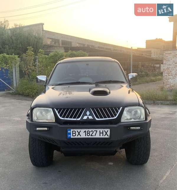 Mitsubishi L 200 2006