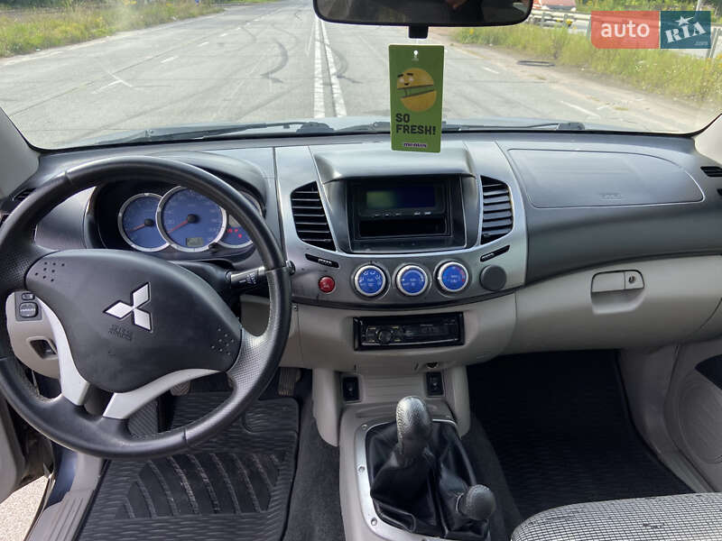 Пикап Mitsubishi L 200 2008 в Житомире