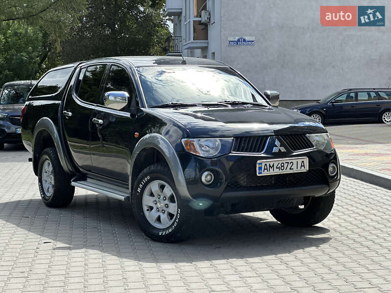 Mitsubishi L 200 2008