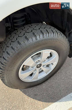 Пикап Mitsubishi L 200 2012 в 