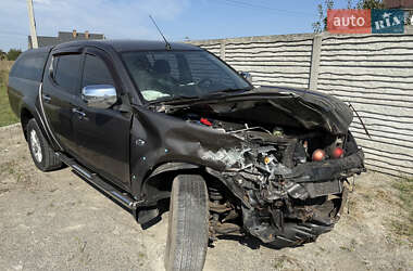 Пикап Mitsubishi L 200 2014 в Киеве
