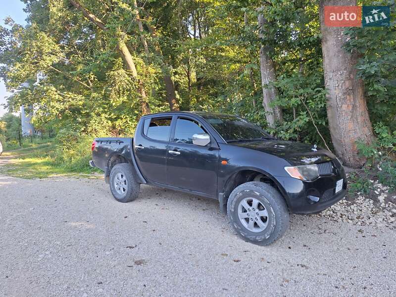Mitsubishi L 200 2007