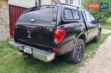 Пикап Mitsubishi L 200 2007 в 
