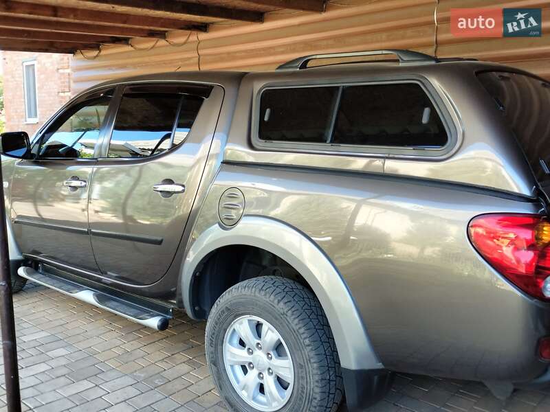 Пикап Mitsubishi L 200 2012 в Дружковке