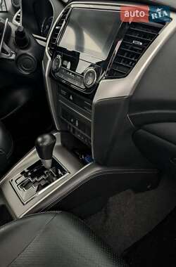 Пикап Mitsubishi L 200 2019 в 